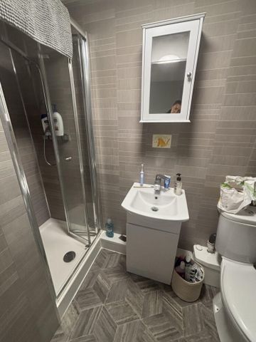 207 flat 4 Belle Vue Road, Leeds, LS3 1HG - Photo 5