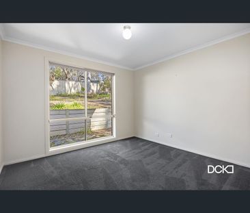 16 Wingoon Drive, California Gully, Vic 3556 - Photo 3