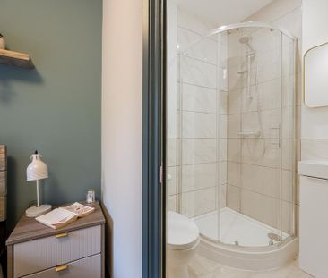 1 bedroom in a house share to rent - Photo 3