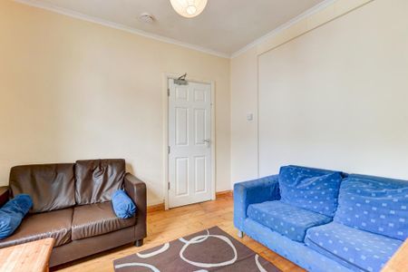 4 bedroom house to rent - Photo 2