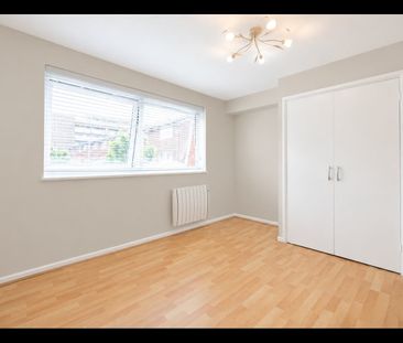 1 Bed Flat, Regent Square With Private Parking, E3 - Photo 3