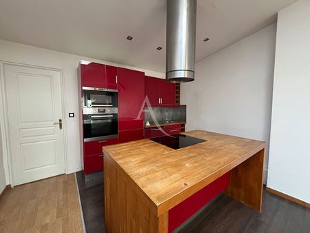 Location Appartement 3 pièces 71m² - Photo 4