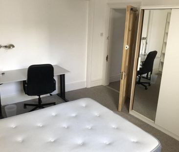 6 bedroom house to rent - Photo 5