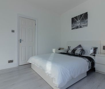 2 Bed Flat, Dartmouth Road, NW4 - Photo 2