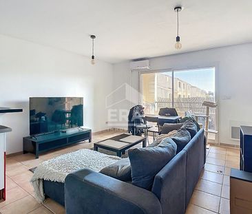 Type 2 récent avec terrasse et garage - Photo 1