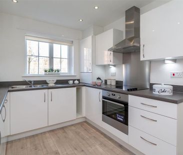 3 bedroom semi-detached house to rent - Photo 6