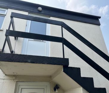 2 bedroom flat to rent - Photo 6