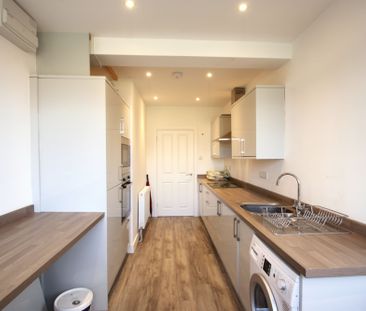 3 bed detached house to rent in Elms Close, Taunton, TA1 - Photo 6