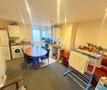 Wyndham Street, Yeovil, Somerset - Photo 1