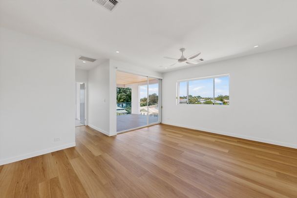 18/3 Moores Road, Redland Bay QLD 4165 - Apartment For Rent | Domain - Photo 1