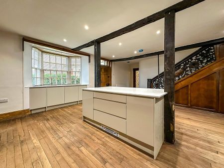 3 bedroom semi-detached house to rent - Photo 4