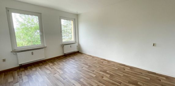 Schicke 2-Raum-Wohnung nahe Berufsakademie in Breitenbrunn - Einbauküche möglich - Photo 2