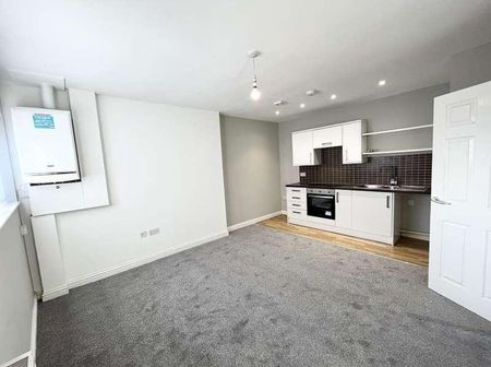 The Kingsway, Swansea, SA1 - Photo 2