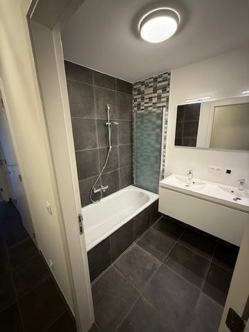 Appartement te huur - Photo 2