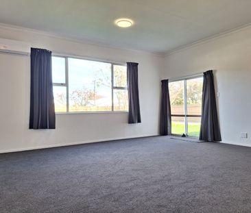 Central Hutt Living - Photo 1