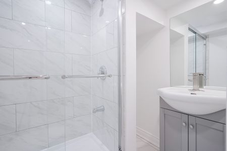 For Lease - 73 Thornbeck Drive Unit# Main, Toronto, Ontario - Photo 3