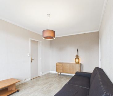 Appartement à louer, 2 pièces - Troyes 10000 - Photo 2