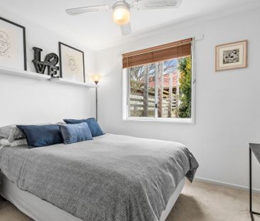6 Triumph Court, Highton, VIC, 3216 - Photo 5