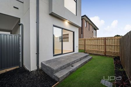 The Pefect Townhouse! - Photo 5