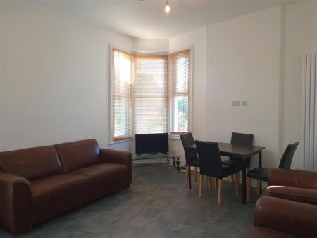 3 bedroom maisonette to rent - Photo 5
