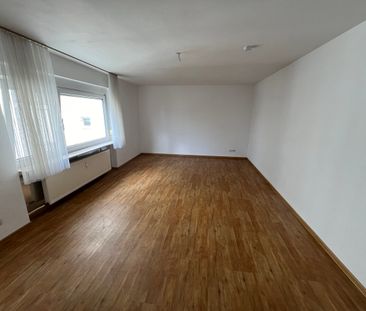 WOHNGLÜCK: Geräumige 3-Zimmerwohnung mit Loggia in Eggenstein-Leopoldshafen - Photo 4