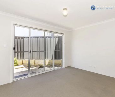 “Easy Living Townhouse” - Photo 4