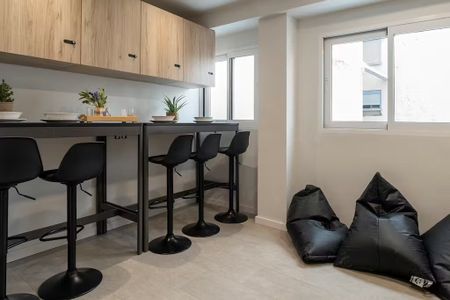 Carrer de Sant Donís, Valencia, Valencian Community 46003 - Photo 2