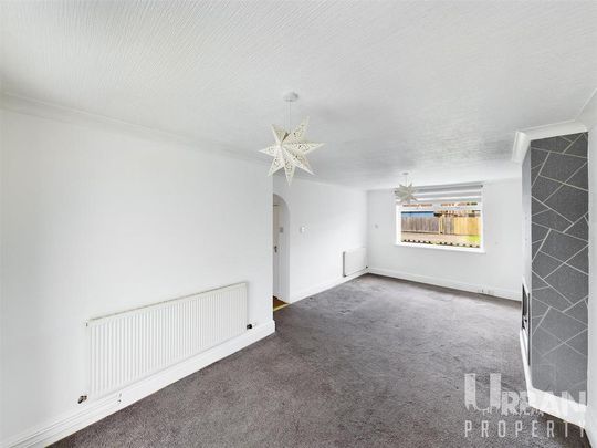 3 bedroom end of terrace house to rent - Photo 1