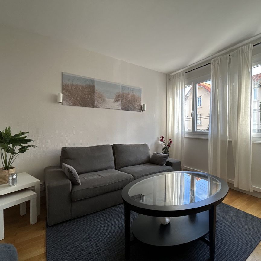 Location Appartement 3 pièces 51m² CHAMALIERES 63400 - Photo 1