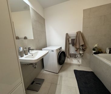 Moderne 3-Zimmer-Wohnung mit Loggia direkt bei der U3 - Photo 1