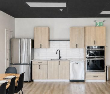 The District Apartments - Photo 3