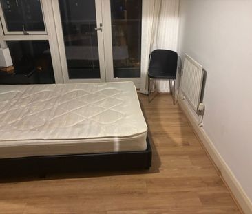 Room in a Shared Flat, Wheeleys Lane, B15 - Photo 3