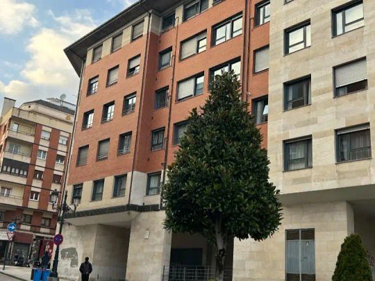 Oviedo - Foto 1