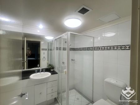 Stylish Fully Furnished 2-Bedroom Apartment in the Heart of Pyrmont - Photo 5