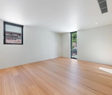 The Ultimate WOW factor! - Photo 1
