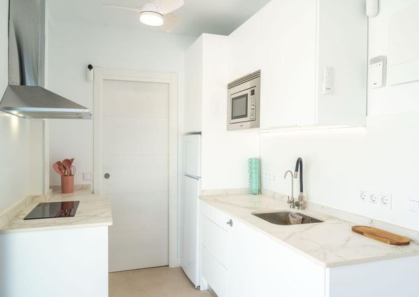 PRECIOSO ESTUDIO CON AMPLIA TERRAZA EN LOS BOLICHES