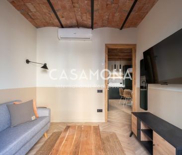 Recently Renovated 2 Bedroom Apartment in Poble Sec - Photo 5
