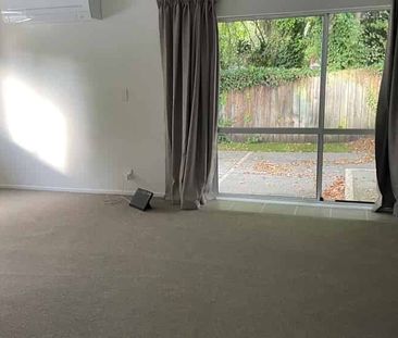 Spacious 3 Bed, 2 Bath Home w garage & workshop - Photo 1