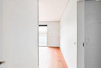 Apartamento T4 em Porto