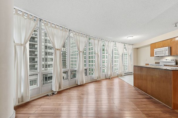 For Lease - 361 Front Street Unit# 810, Toronto, Ontario - Photo 1