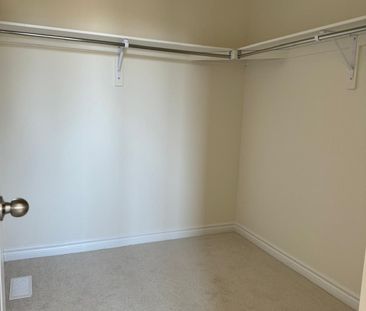 For Lease - 1124 Cameo Street, Pickering, Ontario - Photo 6