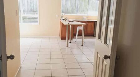 Large home in Johnsonville - Photo 2