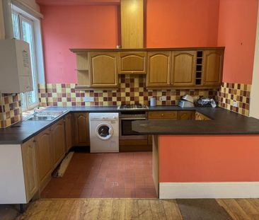 2 bedroom apartment to rent - Photo 4