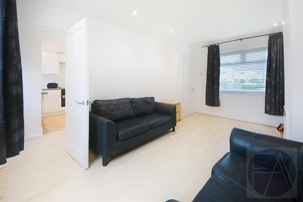 2 bedroom house to rent - Photo 1