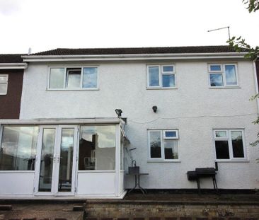 6 bedroom end of terrace house to rent - Photo 3