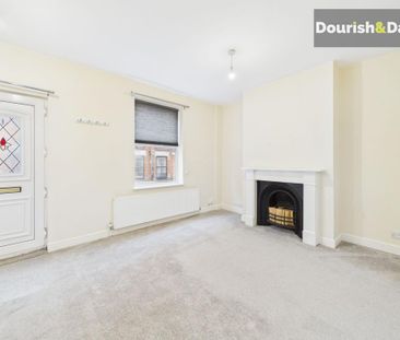 2 bedroom terraced house to rent - Photo 3