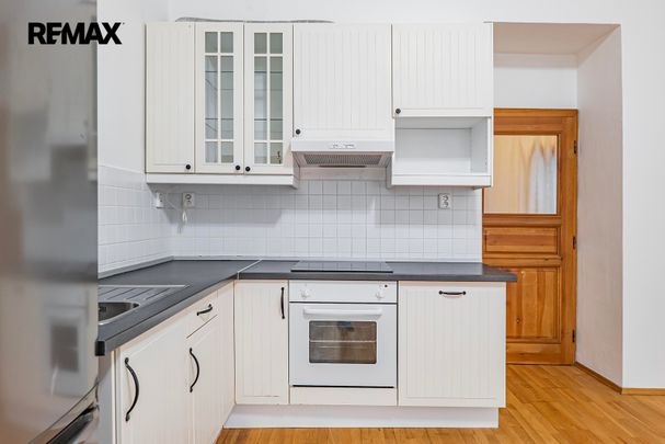 Pronájem bytu 3+kk 73 m², Pernerova 392, Praha - Фото 1