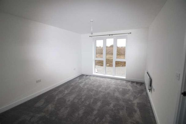 Minikin Close, Coggeshall - Photo 1