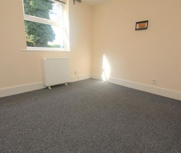 Evesham Road, Astwood Bank, Redditch, B96 6EA - Photo 2