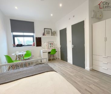 1 Bedroom Studio - Photo 3